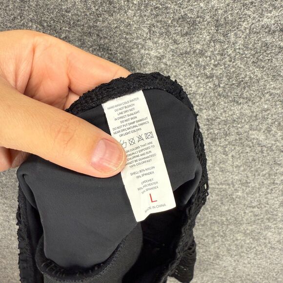 Unbranded Swim Skirt Women L Large Black Geometric Crochet Pull On Swimwear - Picture 6 of 7